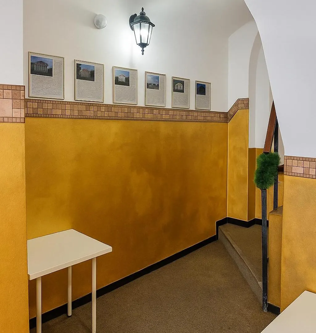 Daire Golden Villa - In The Heart Of Old Town Bükreş